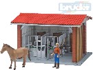 BRUDER 62520 Set stáj se dvěma boxy s figurkou a koněm 1:16 plast